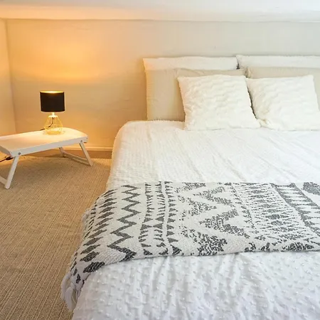 Luxus Bungalow Sehr Zentral Garten Parkplatz * 오펜바흐