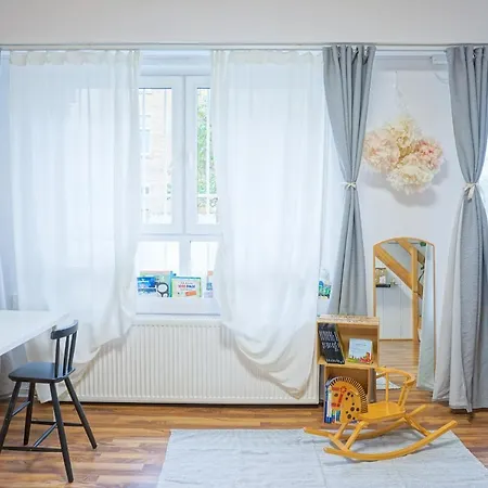 Luxus Bungalow Sehr Zentral Garten Parkplatz 펜션 오펜바흐