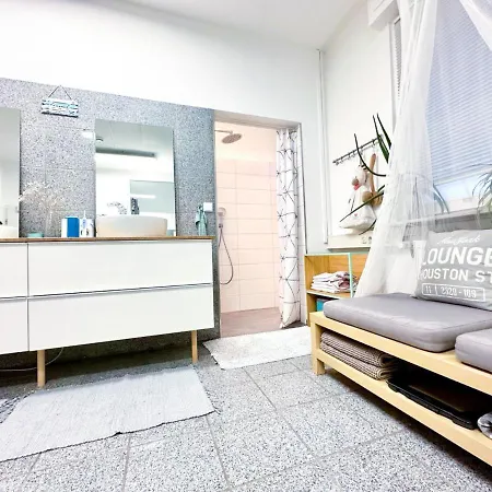 Luxus Bungalow Sehr Zentral Garten Parkplatz * 오펜바흐