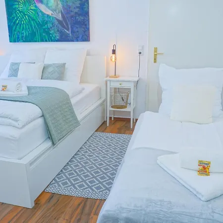 Luxus Bungalow Sehr Zentral Garten Parkplatz 오펜바흐
